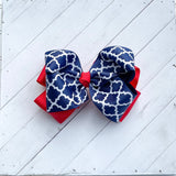 Double Bow: Navy Quatrefoil on Red