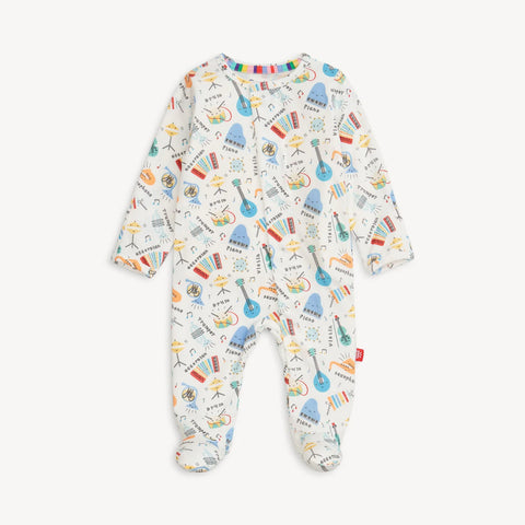 Magnetic Me, Footie: Bach & Roll