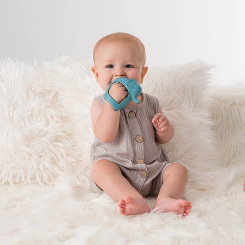 Bitzy Grip Hand Teether: Elephant